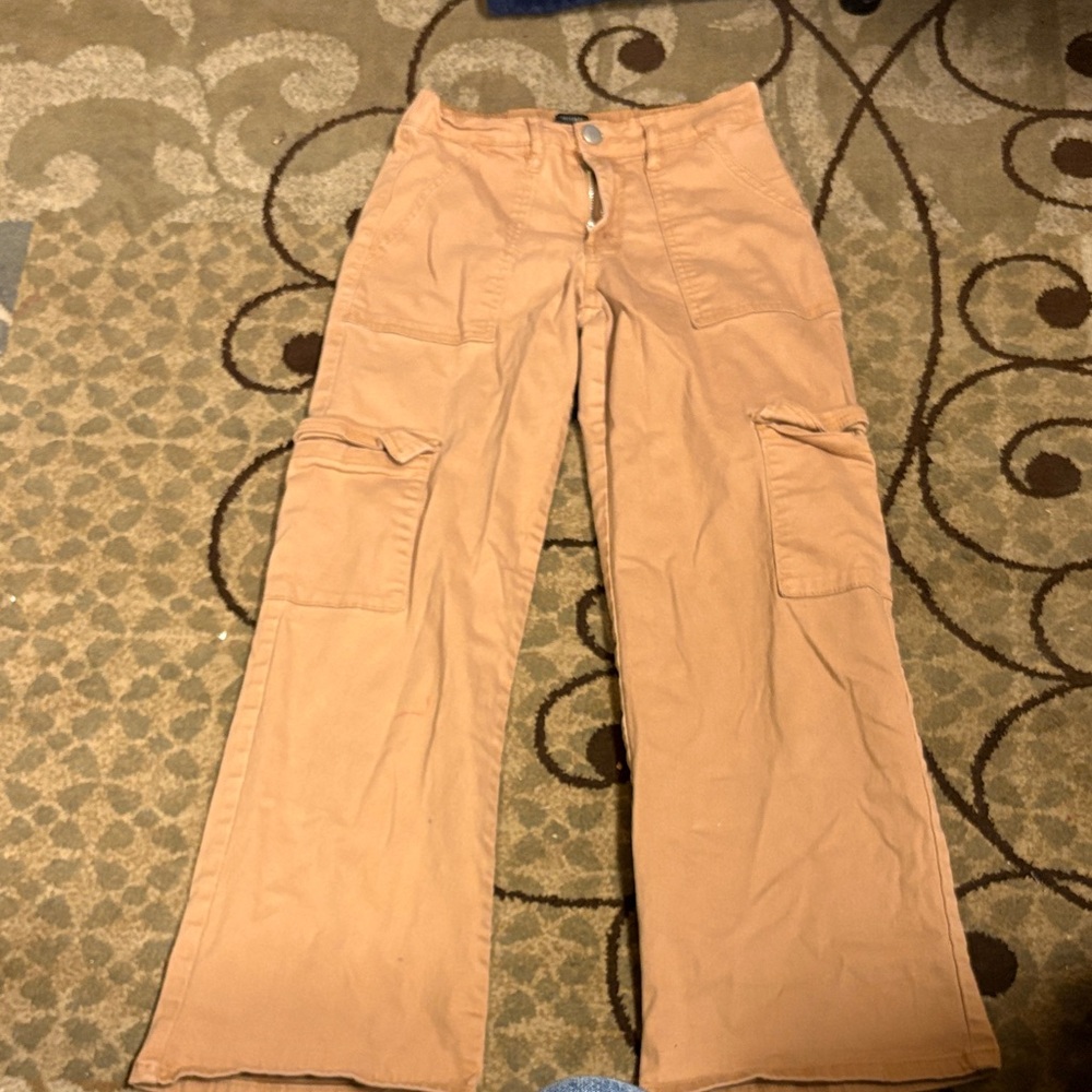 Forever 21 Beige Cargo Pants